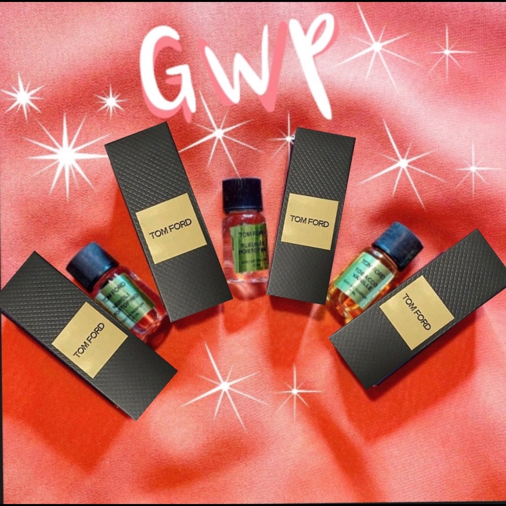 ✨Gift With Purchase✨